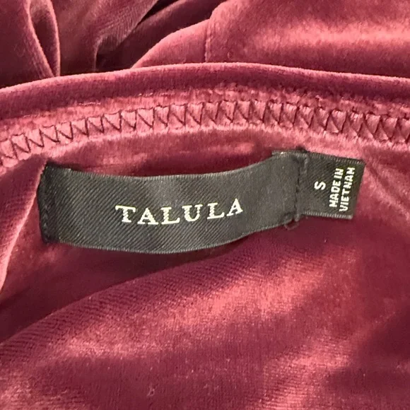 Aritzia Velvet Pink Leggings | Size Small - Picture 4 of 5